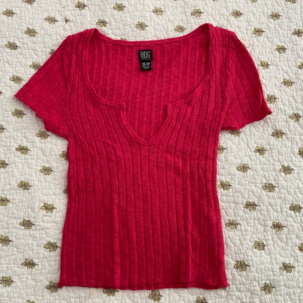 URBAN OUTFITTERS Knitted Crop Top